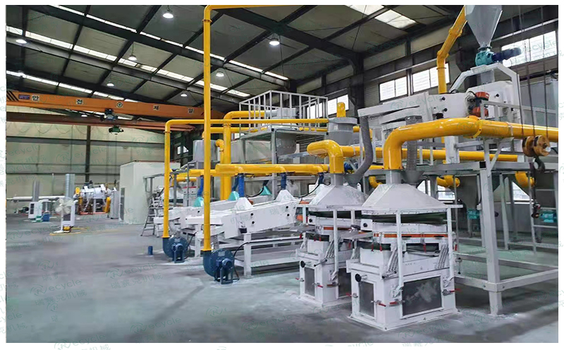 全套鋰電池回收處理設(shè)備破碎生產(chǎn)線(xiàn)創(chuàng)新技術(shù)助力資源回收